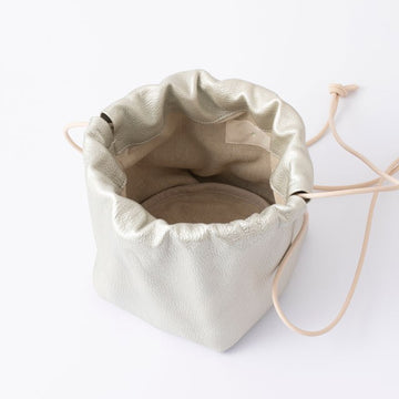 Multi-tone Drawstring Pouch Bag with Adjustable Strap for Daily Outfit Pairing